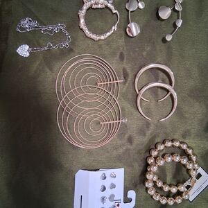 Elegant Gold and Silver Jewelry Set